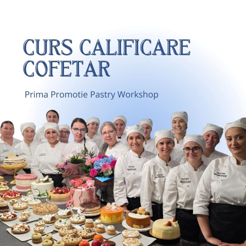 Grup de cofetari și prăjituri diverse pe masă.